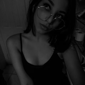 Meet your Posher, Emily garcia